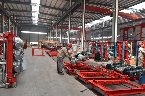柳工與江漢建機強強聯手，共筑全球建筑起重機械“中國名片”